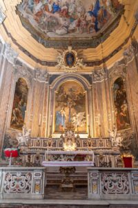 Interno della Chiesa della Scuola Militare Nunziatella