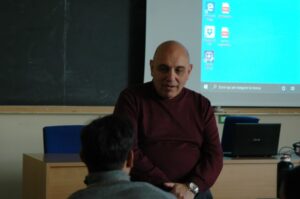 studenti e professore